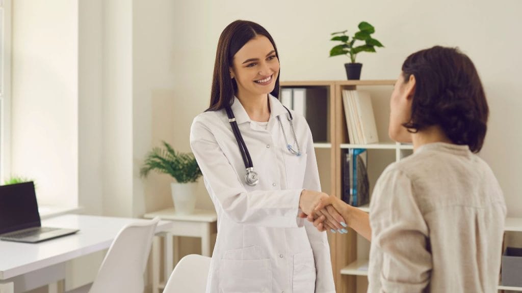 Working with healthcare providers for chronic pain treatment